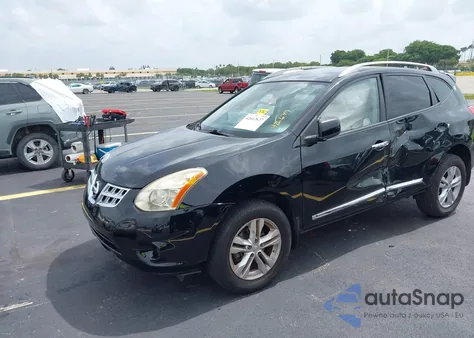 2013 Nissan Rogue Sv z USA, uszkodzony, nr VIN JN8AS5MT3DW514111
